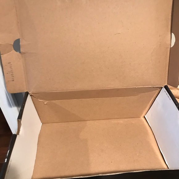 Air Jordan Retro Box - Picture 3 of 3